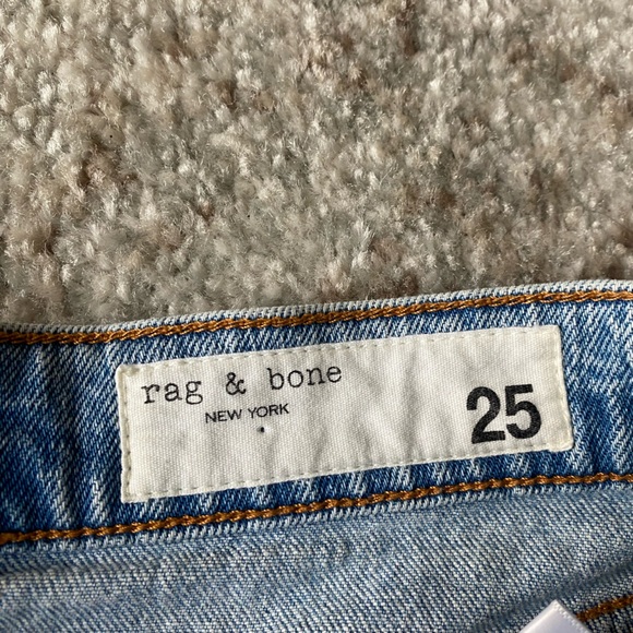 Rag & Bone Harlow Mid-Rise Straight Leg Jeans - Picture 5 of 7